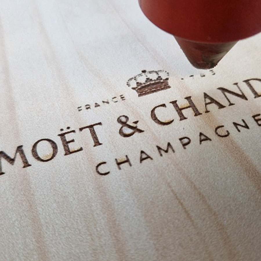 wijn en champagne kisten